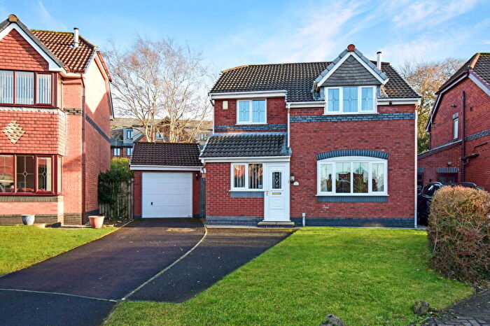 4 Bedroom Detached House For Sale In Stokes Hall Avenue, Leyland, PR25