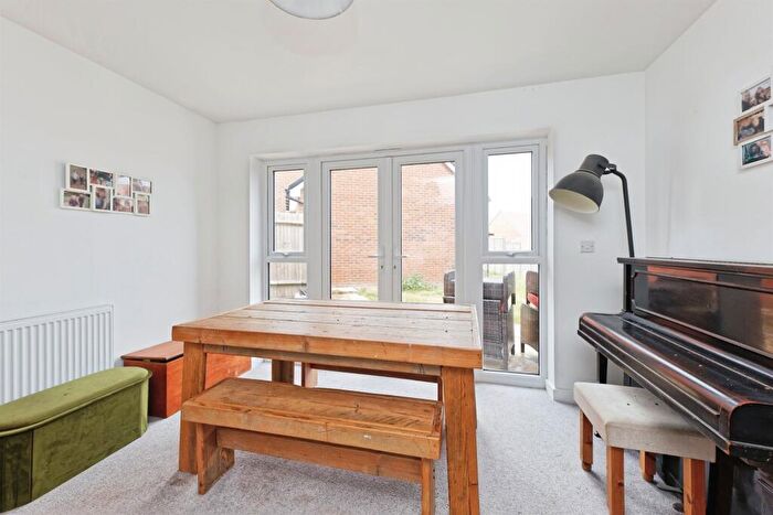 5 Bedroom Detached House For Sale In Elgar Avenue, Whitstable, CT5