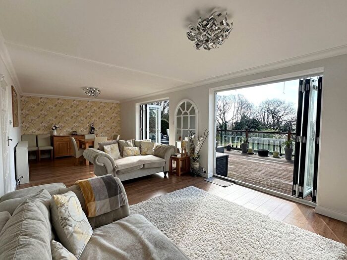 5 Bedroom Detached House For Sale In Collington Grove, Bexhill-On-Sea, TN39