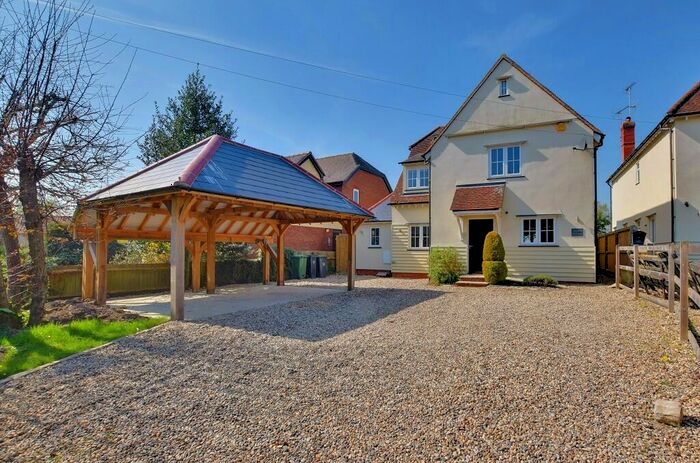 4 Bedroom Detached House To Rent In Causeway End, Felsted, CM6