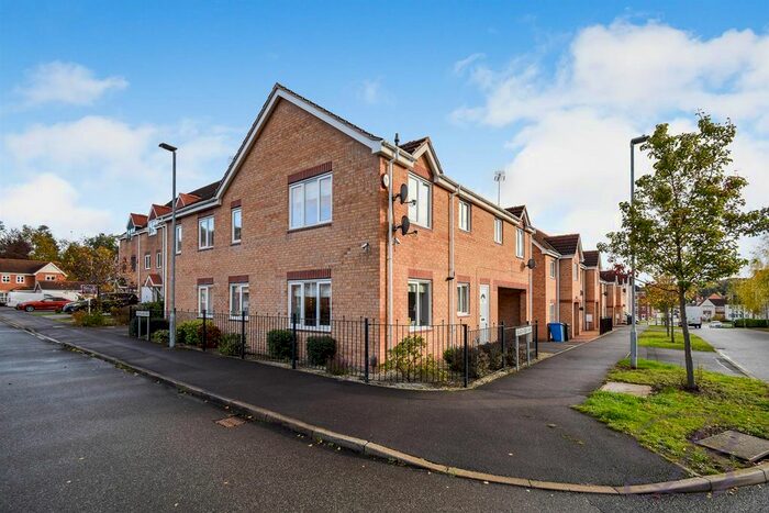 2 Bedroom Maisonette To Rent In Scholars Way, Mansfield, NG18