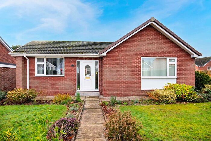 2 Bedroom Detached Bungalow For Sale In Sycamore Crescent, Bawtry, Doncaster, DN10