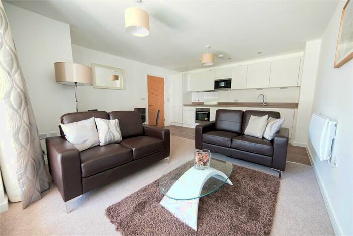 2 Bedroom Apartment To Rent In Douglas House, Ferry Court, Cardiff, CF11
