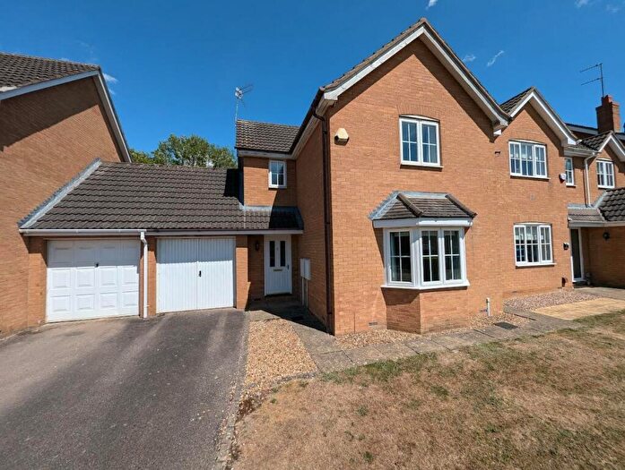 3 Bedroom Detached House For Sale In Bramblewood Road, Weldon, Corby, NN17
