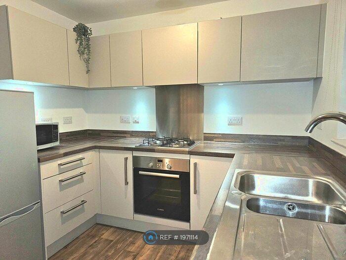 5 Bedroom End Of Terrace House To Rent In Sorrel Place, Stoke Gifford, Bristol, BS34