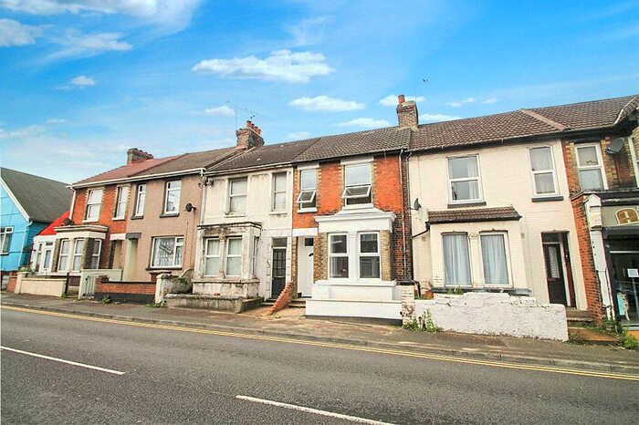 1 Bedroom Flat To Rent In Canterbury Street, Gillingham, Kent, ME7