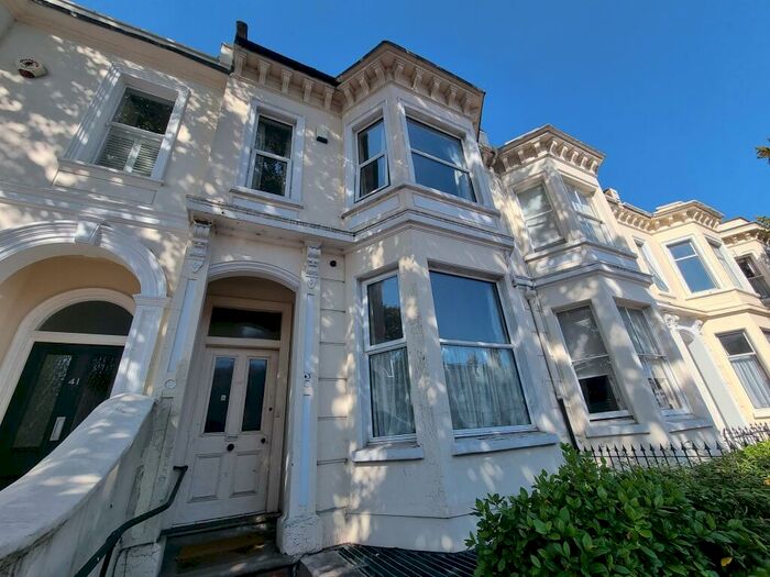 6 Bedroom Property To Rent In Clarendon Avenue, Leamington Spa, CV32
