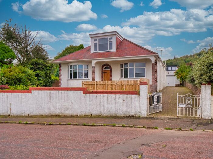 4 Bedroom Detached House For Sale In Whinhill Avenue, Largs, KA30