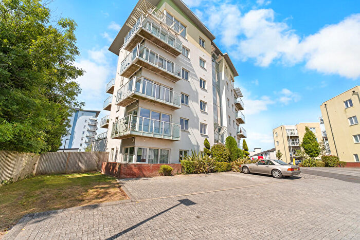 2 Bedroom Apartment For Sale In The Horizon, Trem Elai, Penarth, CF64