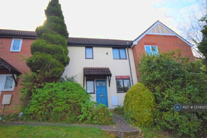 2 Bedroom Terraced House To Rent In Knole Lane, Bristol, BS10