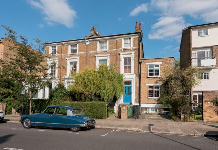 5 Bedroom Flat To Rent In Parkhill Road, London, NW3