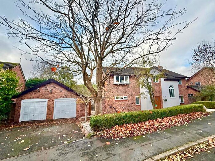 4 Bedroom Detached House For Sale In Willowmead Drive, Prestbury, Macclesfield, SK10