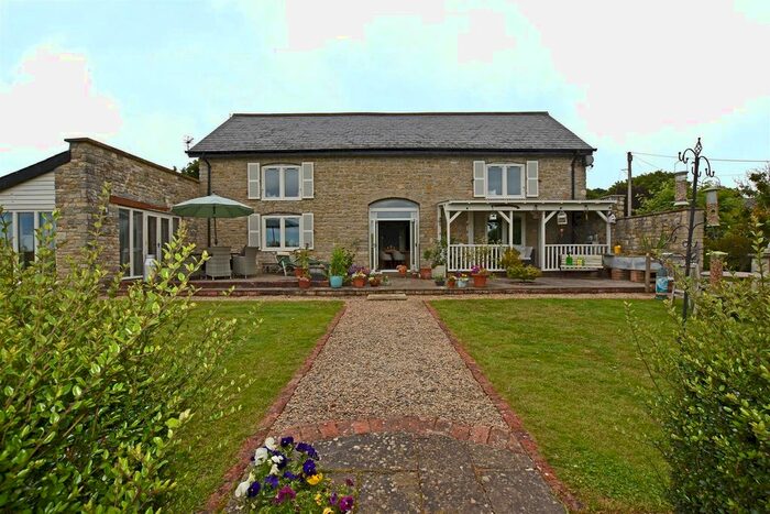 4 Bedroom Barn Conversion For Sale In Kelston, Bath, BA1