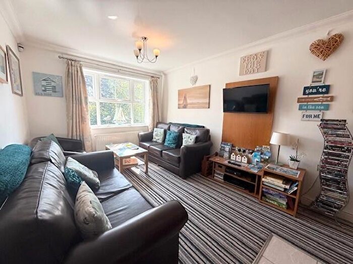 2 Bedroom Apartment To Rent In Christchurch Road, Bournemouth, BH1