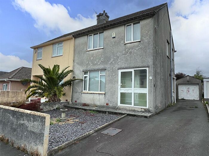 3 Bedroom Semi-Detached House For Sale In Seymour Road, Plympton, Plymouth, PL7