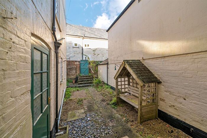 3 Bedroom End Of Terrace House For Sale In Alexandra Terrace, Dorchester, DT1