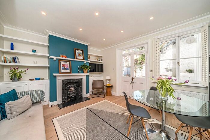 2 Bedroom Flat To Rent In Rostrevor Road, London, SW6