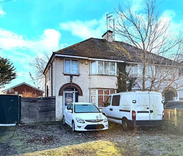 3 Bedroom Semi Detached House For Sale In Brooklyn Road, Cheltenham, GL51