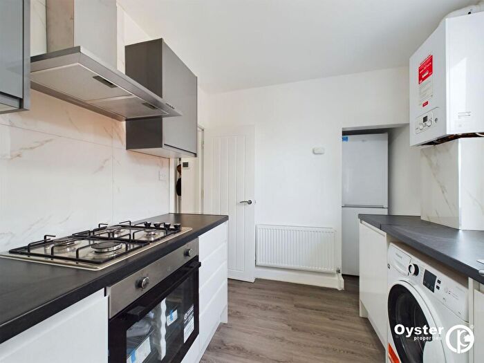 1 Bedroom Flat To Rent In Oxford Road, Reading, RG30