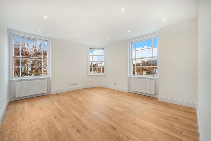 2 Bedroom Flat To Rent In Gertrude Street, London, SW10