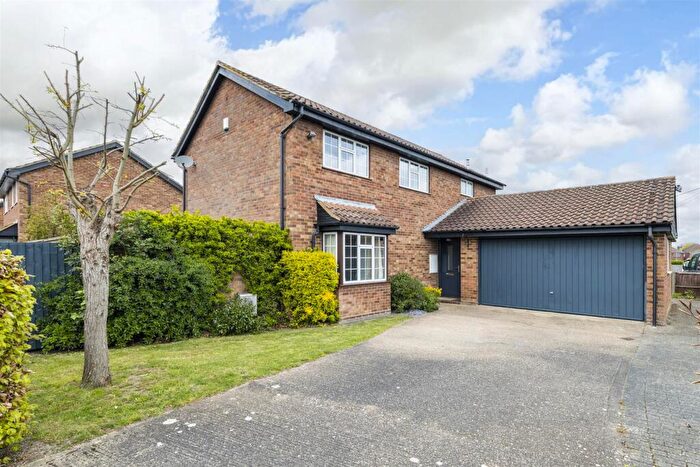 4 Bedroom House For Sale In Washingleys, Cranfield, Bedford, MK43