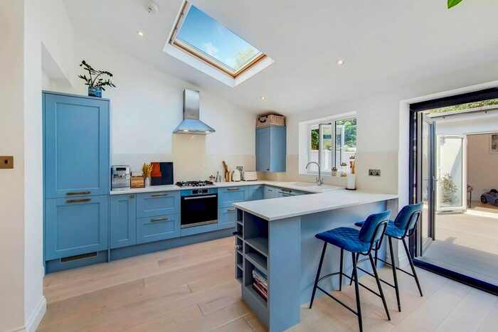 4 Bedroom Terraced House To Rent In Hassocks Road, Streatham, London, SW16