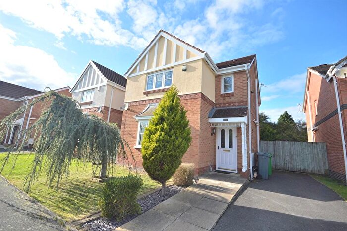 3 Bedroom Detached House To Rent In Kerscott Road, Wythenshawe, Manchester, M23