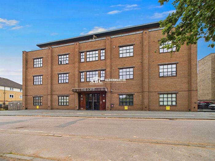 1 Bedroom Flat To Rent In Grenville Place, London, NW7