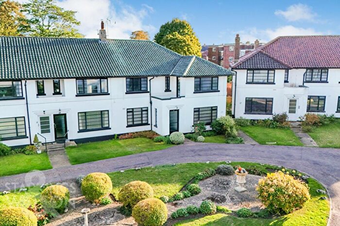2 Bedroom Maisonette To Rent In Bracondale Court, Bracondale, Norwich, NR1