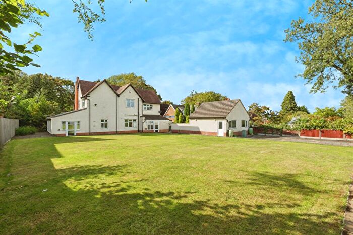 4 Bedroom Detached House To Rent In The Oval, Oadby, Leicester, LE2