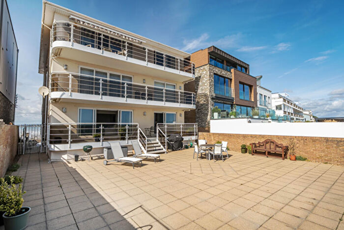 4 Bedroom Apartment For Sale In Banks Road, Sandbanks, Poole, Dorset, BH13