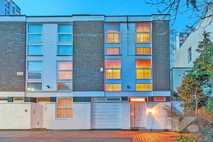 4 Bedroom Terraced House For Sale In Elliott Square, Primrose Hill, NW3