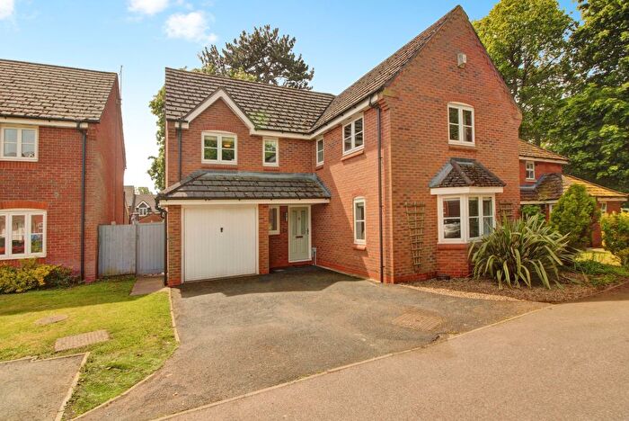 4 Bedroom Detached House For Sale In Selwyn Road, Burntwood, WS7
