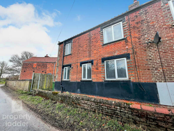 3 Bedroom Semi-Detached House For Sale In Upper Street, Horning, NR12