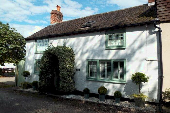 2 Bedroom Cottage To Rent In Chapel Lane, Derby, DE65