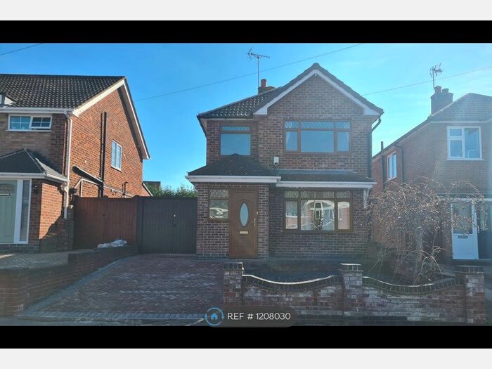 3 Bedroom Detached House To Rent In Wickham Road, Oadby, Leicester, LE2
