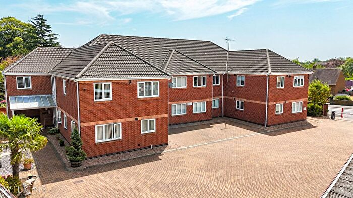 2 Bedroom Flat For Sale In Bridge Street, Stretton, Burton-On-Trent, Staffordshire, DE13
