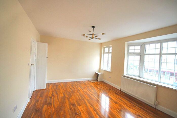 2 Bedroom Flat To Rent In Ealing Road, Wembley, Middlesex, HA0