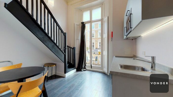 Studio To Rent In Clanricarde Gardens, London, W2