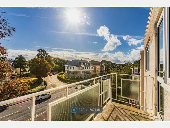 2 Bedroom Flat To Rent In Chessington Court, Bournemouth, BH2