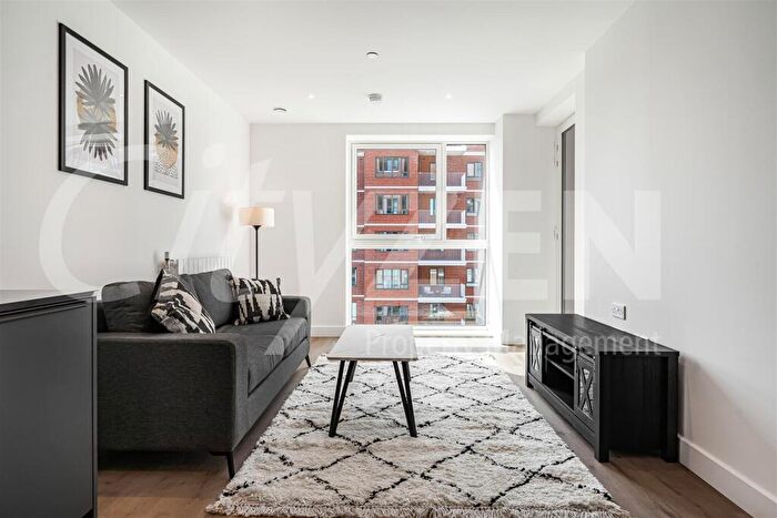 1 Bedroom Flat To Rent In Gilham House, Southlake Road, London, SE28