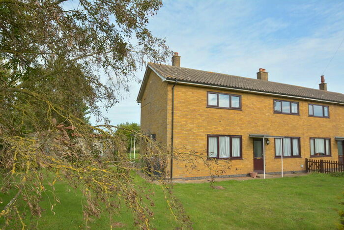 3 Bedroom Semi-Detached House To Rent In Hardley, Norwich, NR14