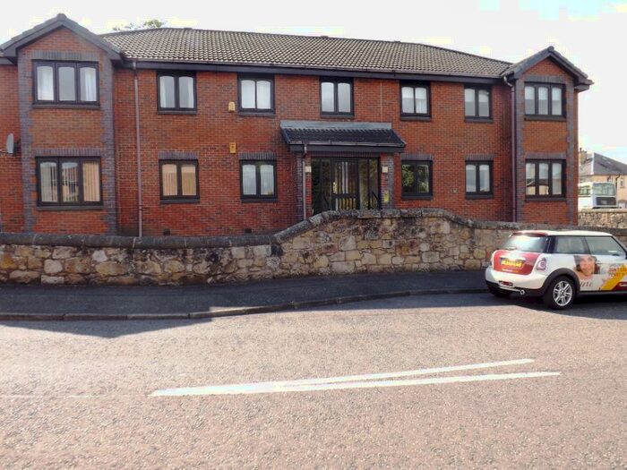 2 Bedroom Flat To Rent In Greenhorn's Well Crescent, Falkirk, FK1