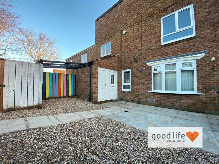 3 Bedroom House To Rent In Wansbeck, Washington, NE38