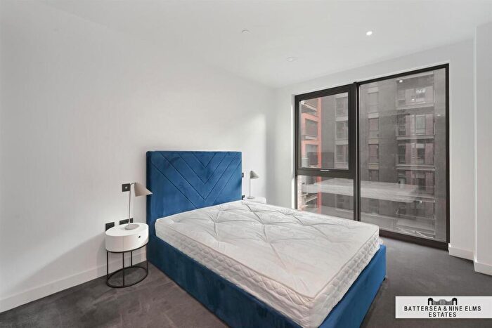 2 Bedroom Apartment To Rent In The Modern, Embassy Gardens, SW11