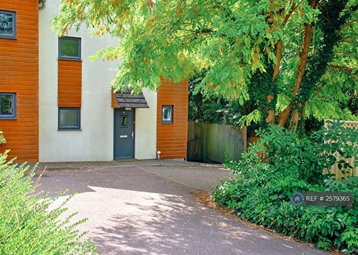 3 Bedroom Semi-Detached House To Rent In St George's Close, High Wycombe, HP13