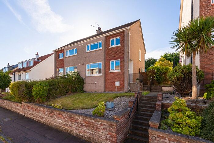 3 Bedroom Villa For Sale In Caiystane Gardens, Edinburgh, EH10