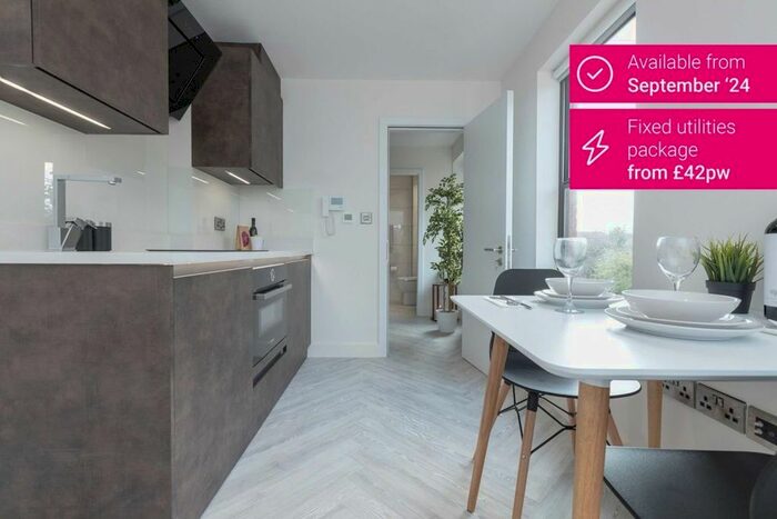 1 Bedroom Flat To Rent In Byrom Street, Old Trafford, Manchester, M3