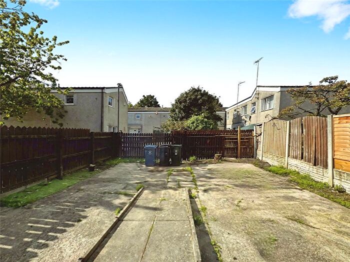 5 Bedroom Terraced House To Rent In Enstone, Skelmersdale, Lancashire, WN8