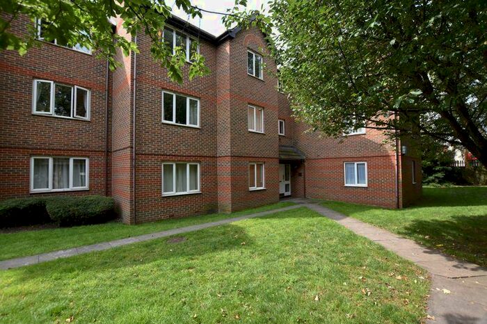1 Bedroom Flat To Rent In John Austin Close, Kingston Upon Thames, KT2